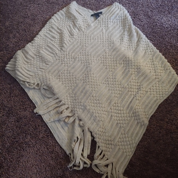 INC beige/cream fringe asymmetrical poncho - Picture 1 of 3